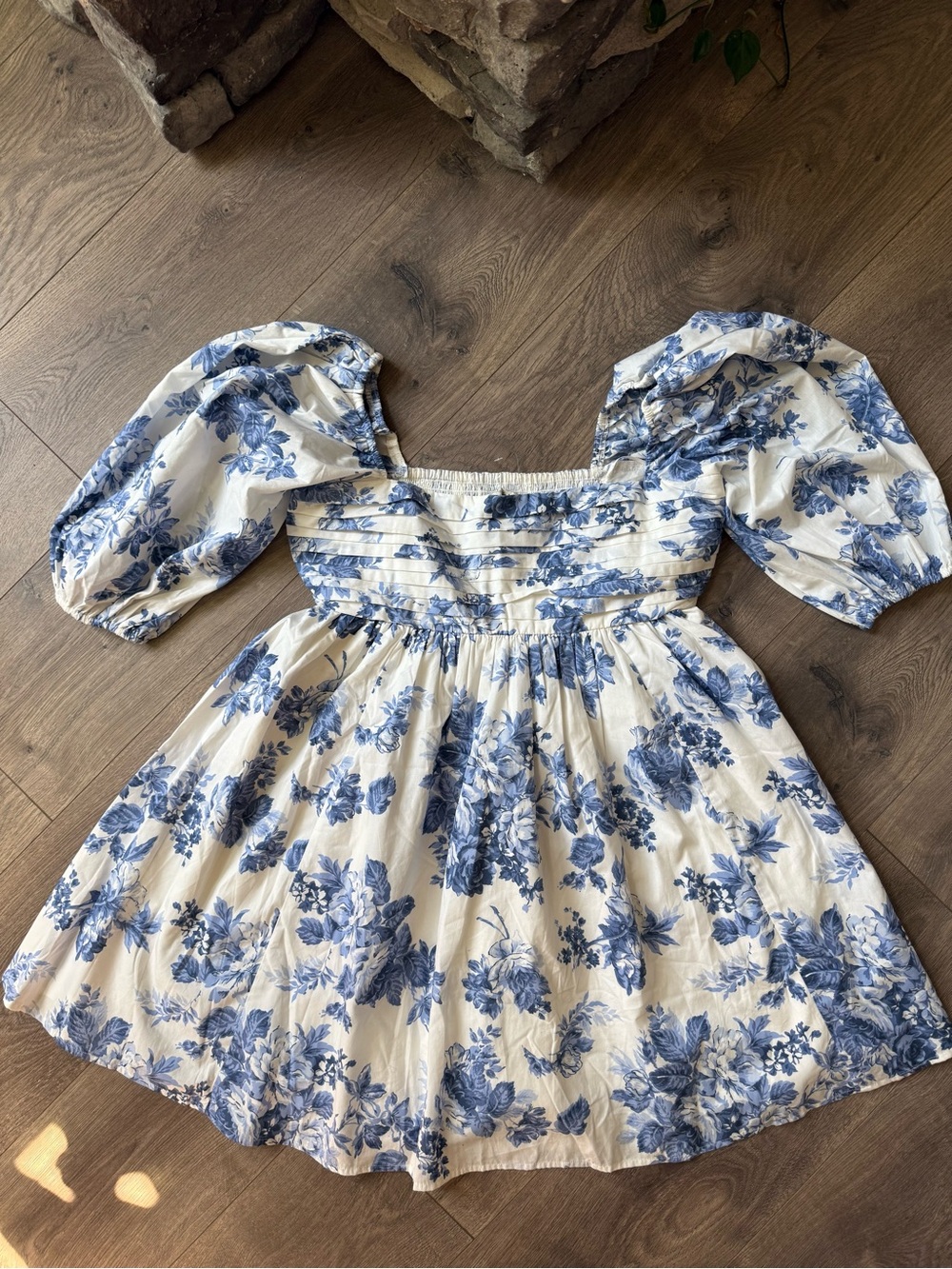 NEW Abercrombie & Fitch Emerson High Waisted Puff Sleeve Mini Dress